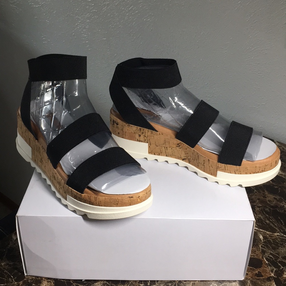 Steve Madden sandals